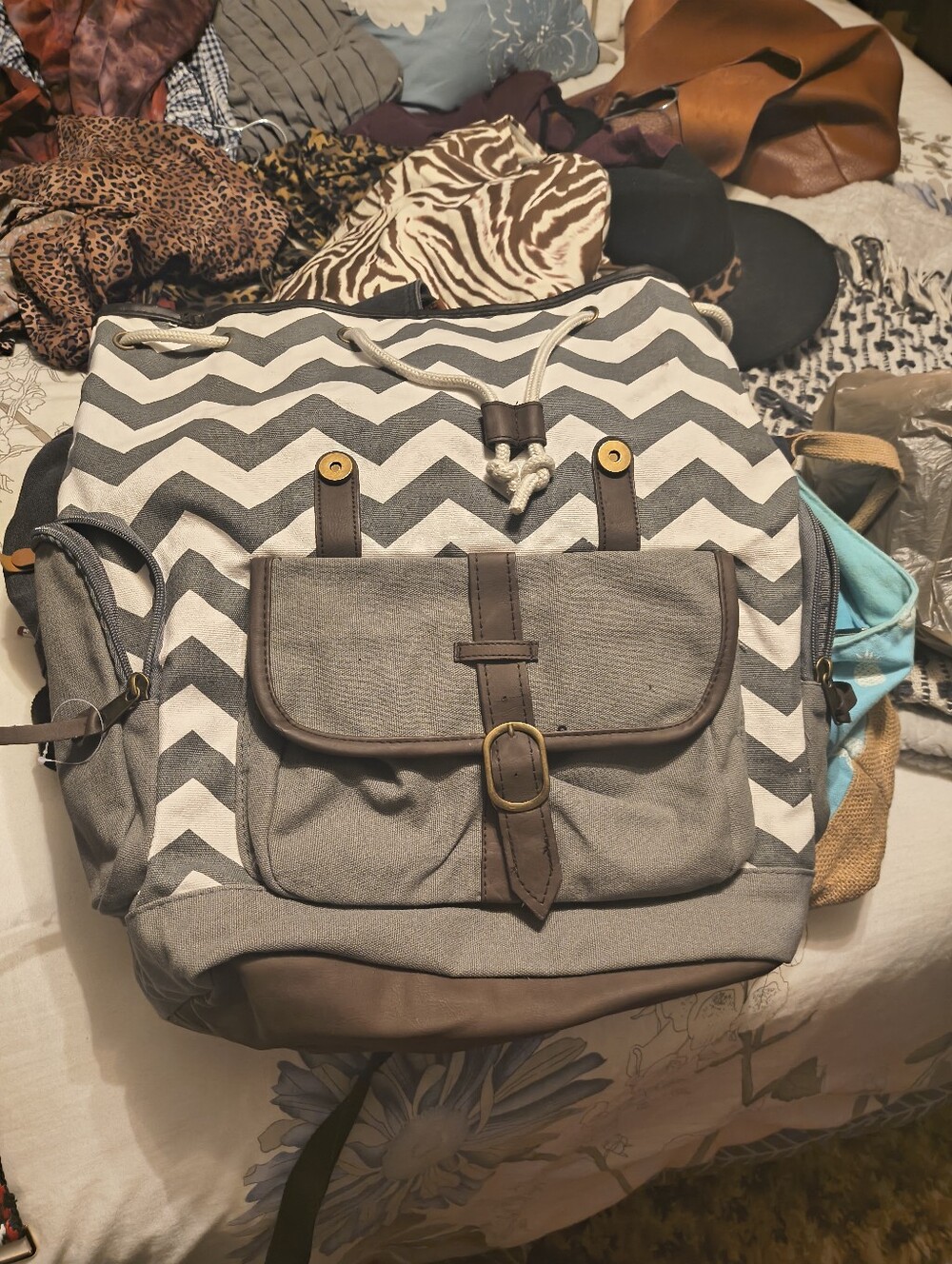 Chevron Gray Canvas Laptop Backpack with Front Pocket And Side Pockets